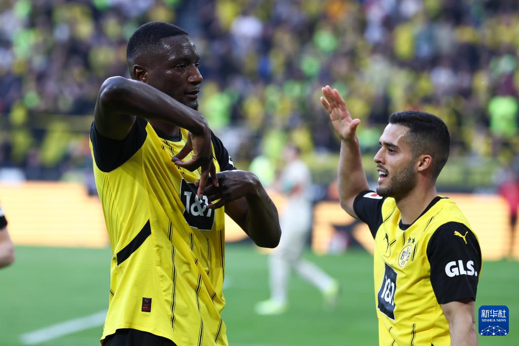 关于集结日门兴格拉德巴赫调整名单以备西甲，官宣签约环节打磨，球迷炸锅，年轻球员得到机会的信息-乐鱼官网