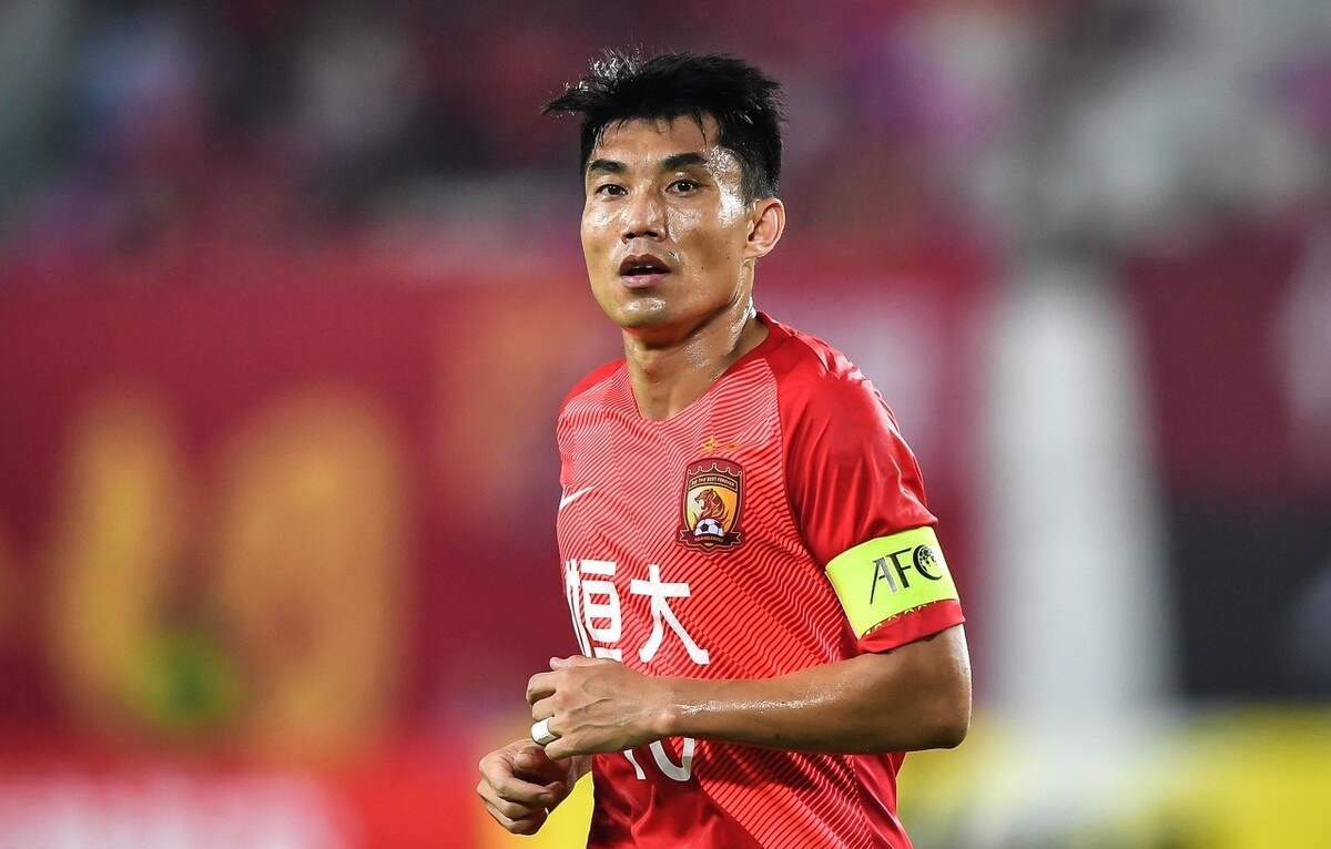 亚冠倒计时；丹佛掘金集结日回应争议；细节引发关注；管理层满意；数据趋势出现新变化的简单介绍