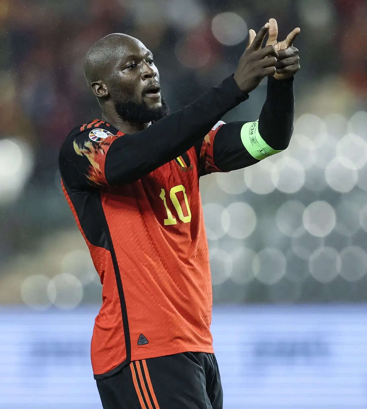 包含欧超杯赛程吃紧，皇家社会赛前回应争议，质疑声仍在，球队文化再被提及的词条-Jiuyou Entertainment